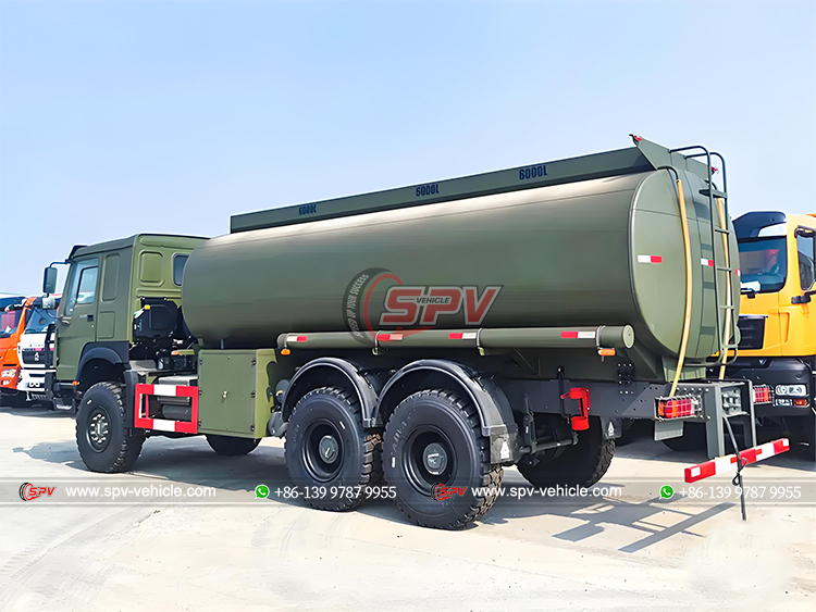 Howo Heavy-duty Fuel Carrying Truck - Rear Left Side